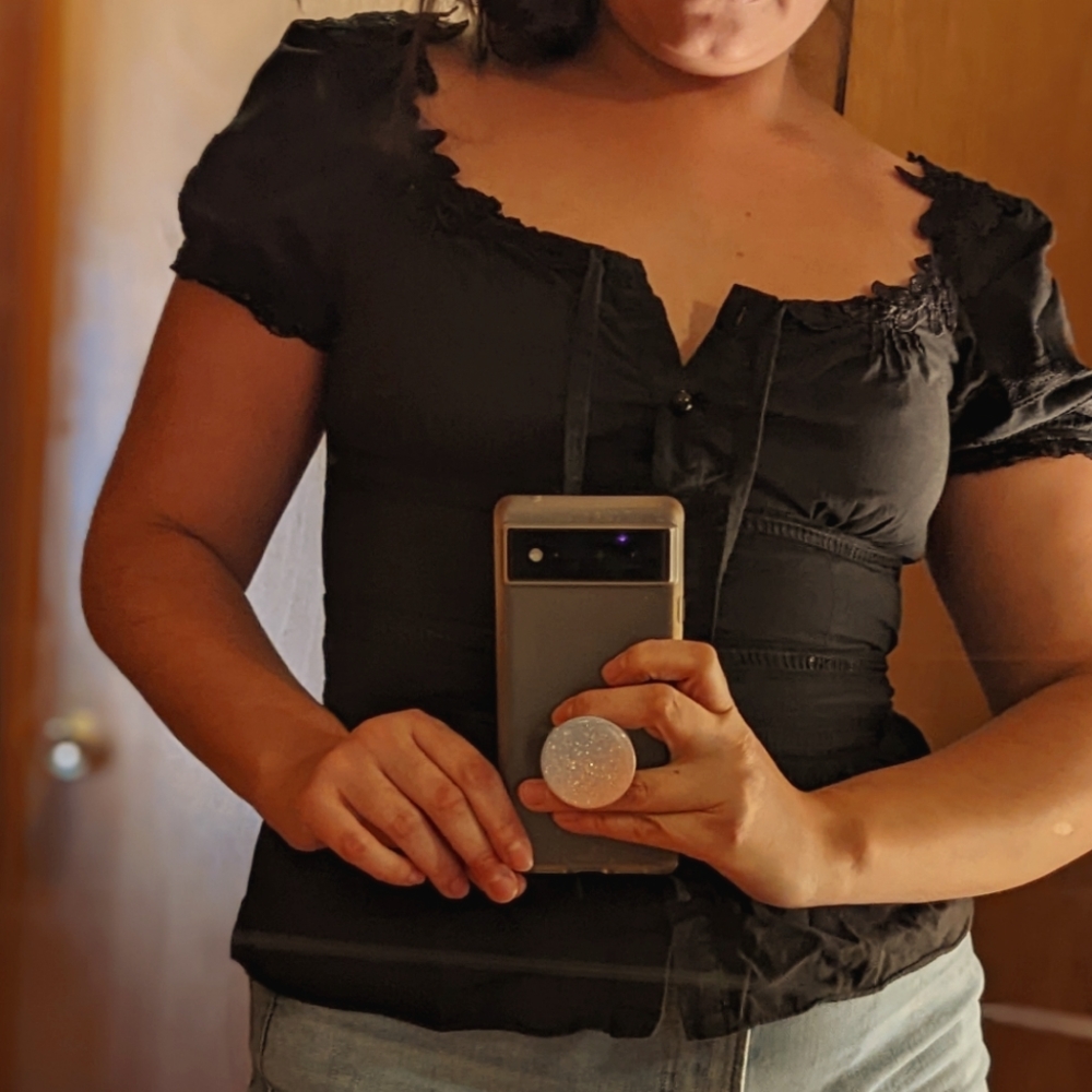 Forever 21 size medium black cotton flounce top